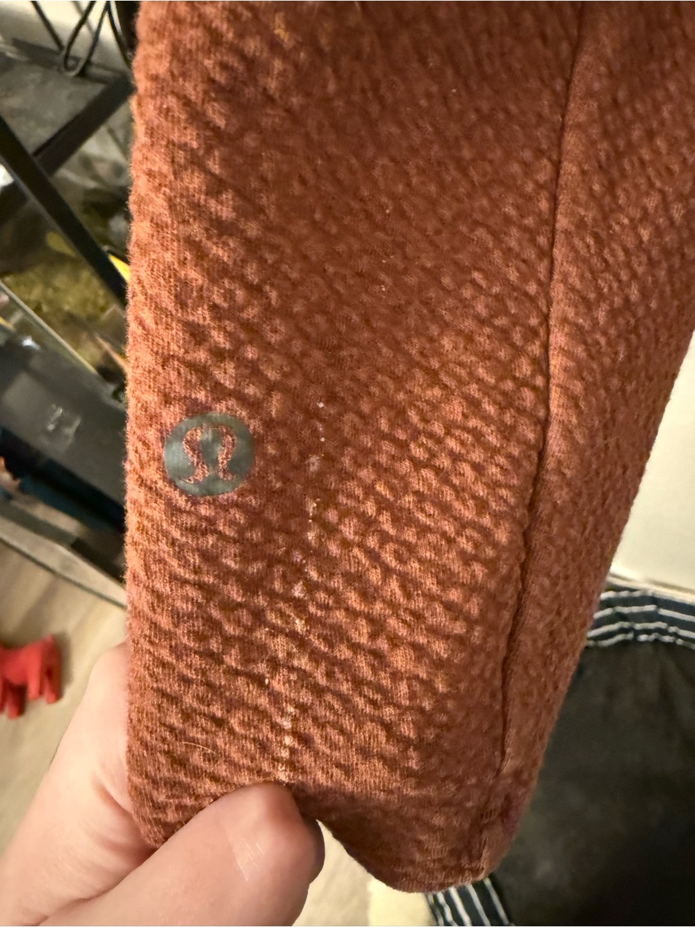lululemon athletica Men's Hooded Pullover - Rust Brown - Picture 6 of 6
